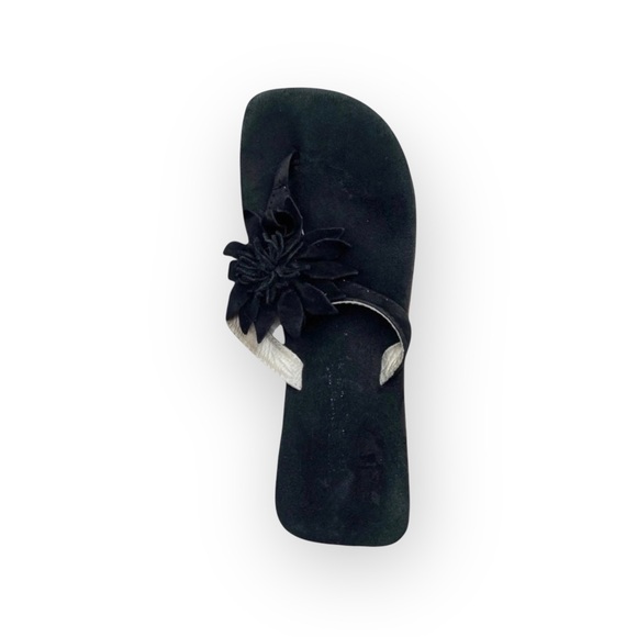 Nordstrom 𑁍 Suede 3D Flower Thong Wood Wedge Sandals 𑁍 Black Size 11.5 29 𑁍 - Picture 15 of 16